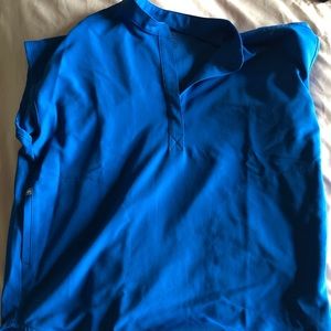 Mandarin style scrub top Figs. Pristine condition